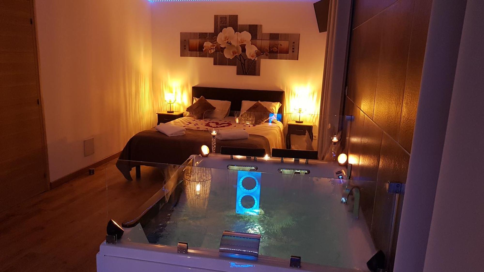 Love Room Jaccuzi Puisserguier Exterior photo